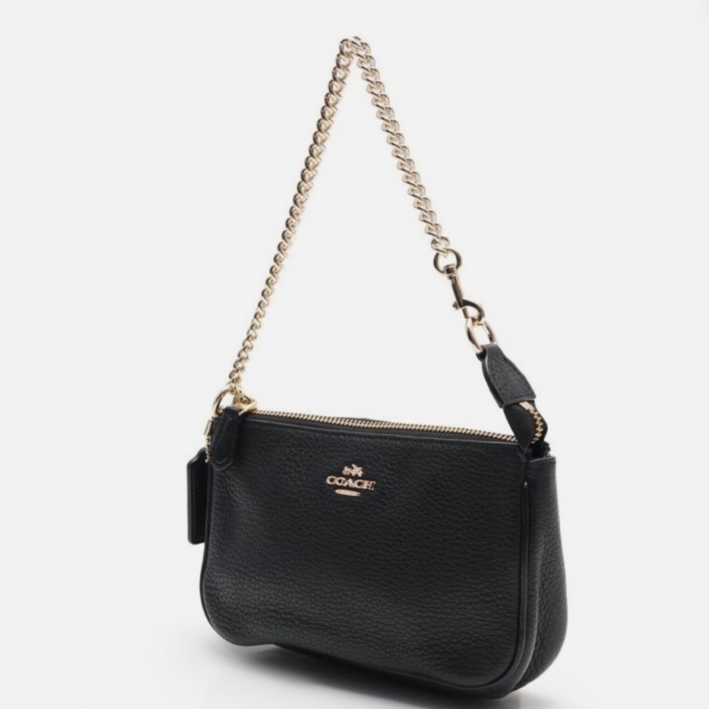 Coach NWT leveled leather large wristlet with chain clutch black gold - Picture 4 of 16